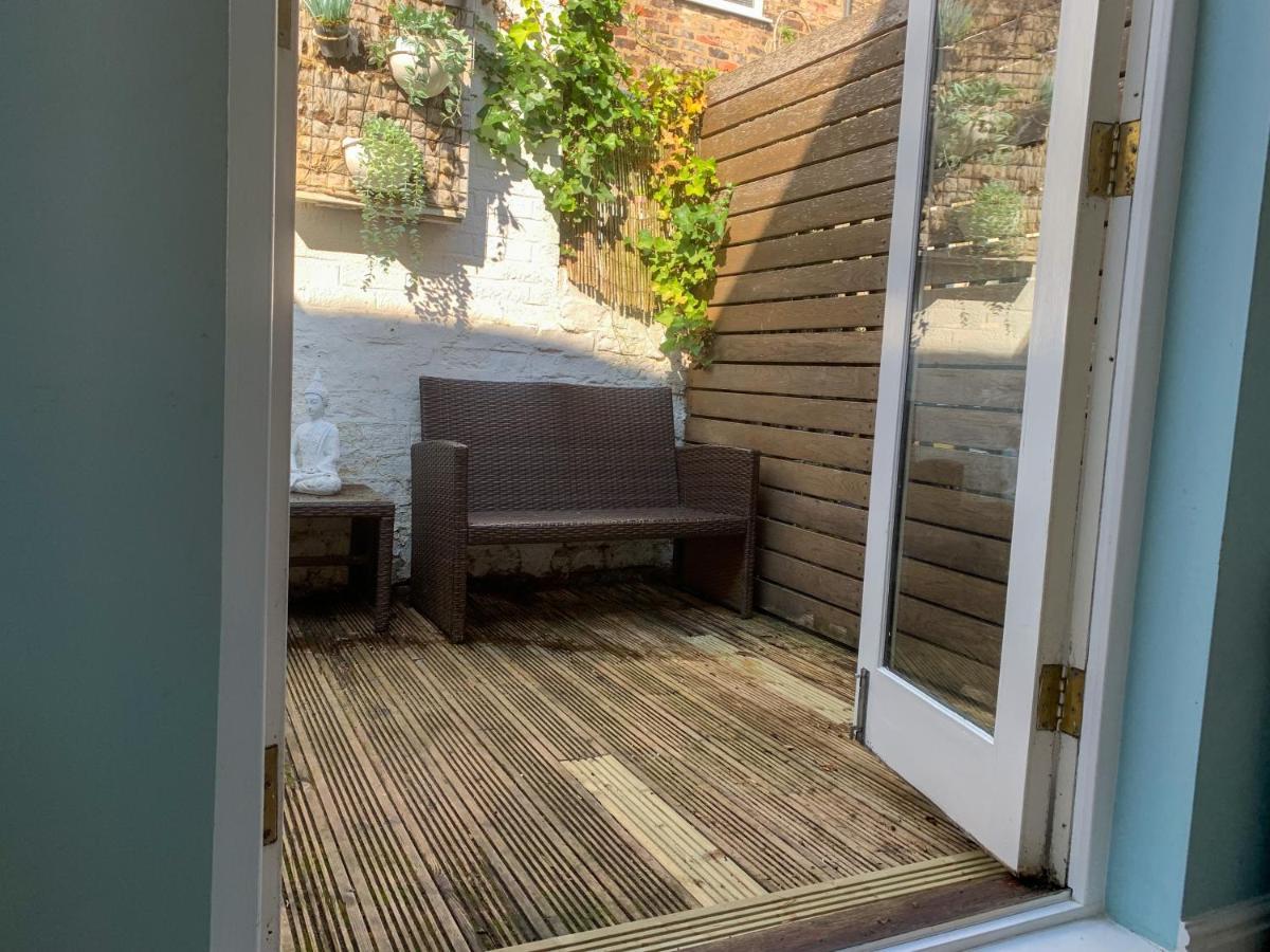 Stay In The Heart Of York At The Hampden - Free Parking - York Holiday Home Екстер'єр фото