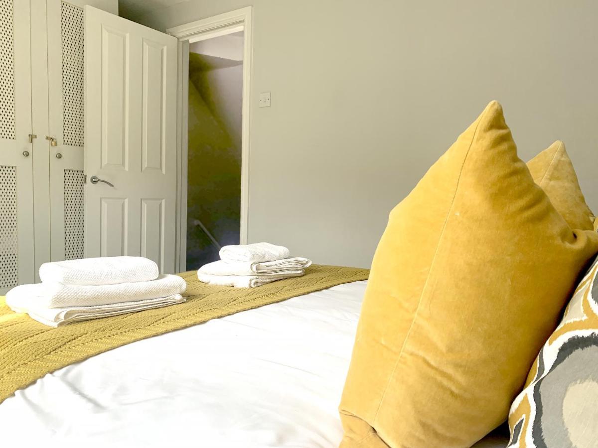 Stay In The Heart Of York At The Hampden - Free Parking - York Holiday Home Екстер'єр фото