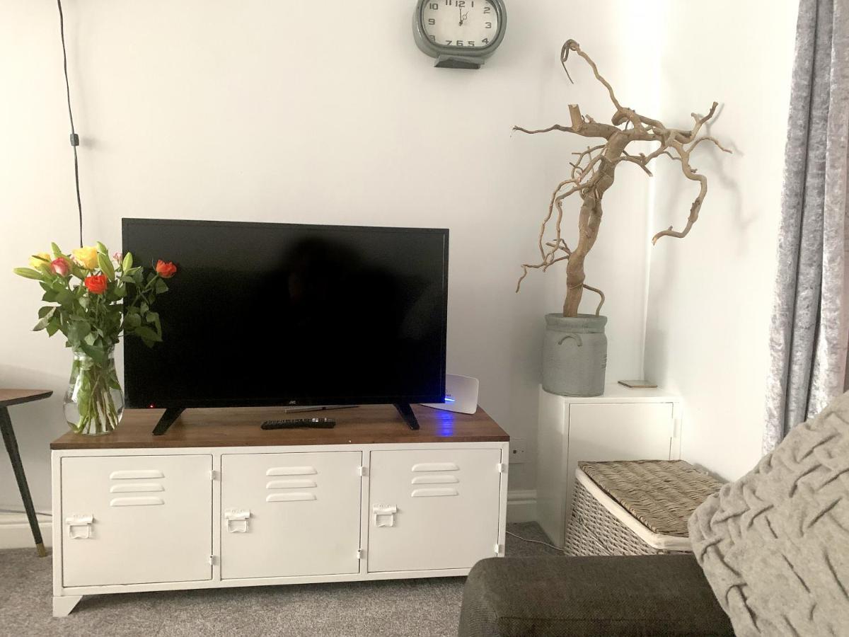 Stay In The Heart Of York At The Hampden - Free Parking - York Holiday Home Екстер'єр фото