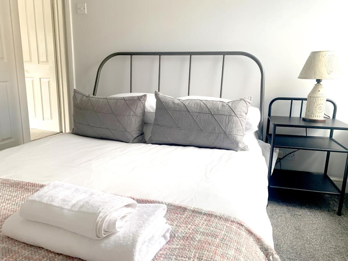 Stay In The Heart Of York At The Hampden - Free Parking - York Holiday Home Екстер'єр фото