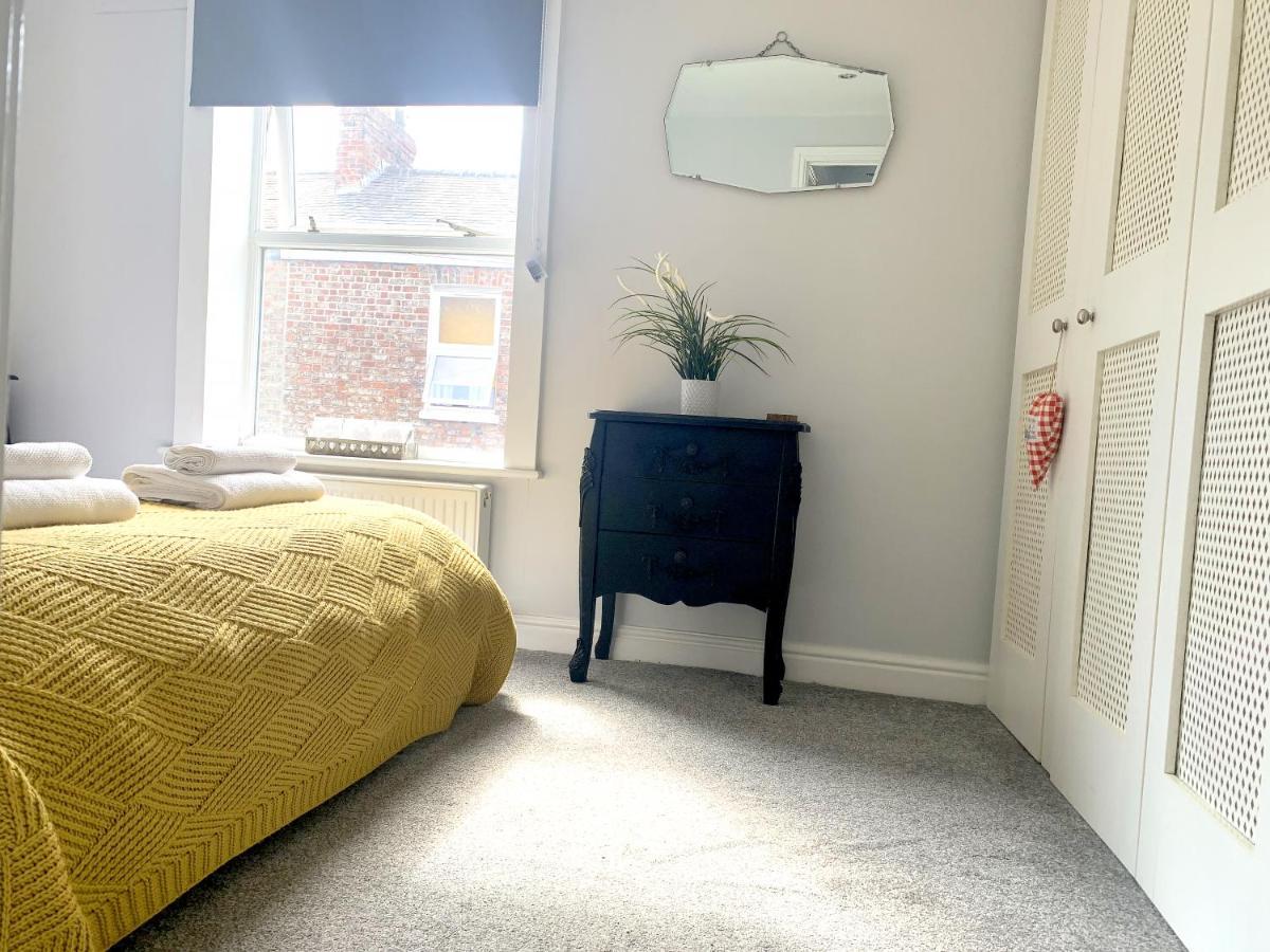 Stay In The Heart Of York At The Hampden - Free Parking - York Holiday Home Екстер'єр фото
