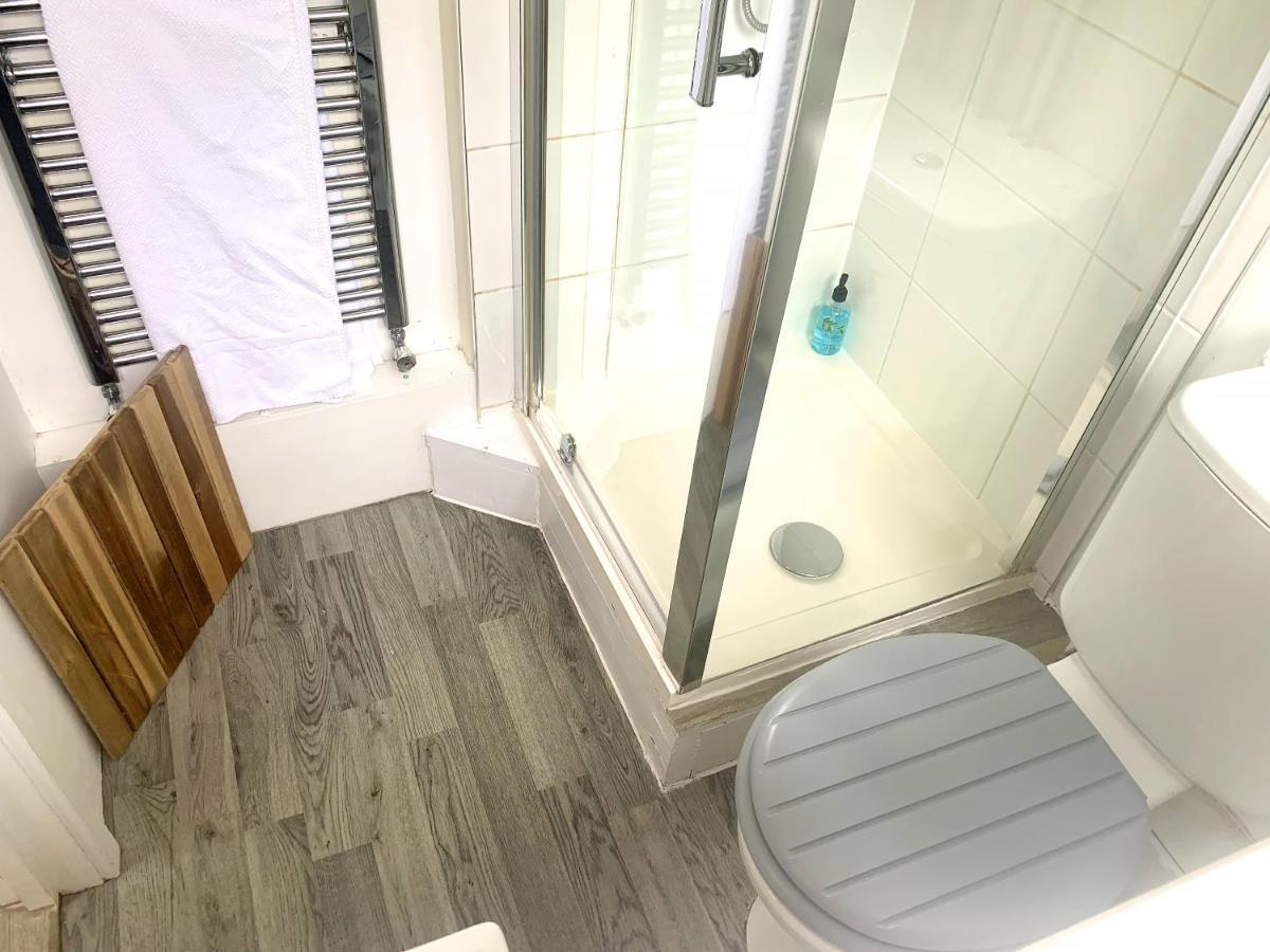 Stay In The Heart Of York At The Hampden - Free Parking - York Holiday Home Екстер'єр фото