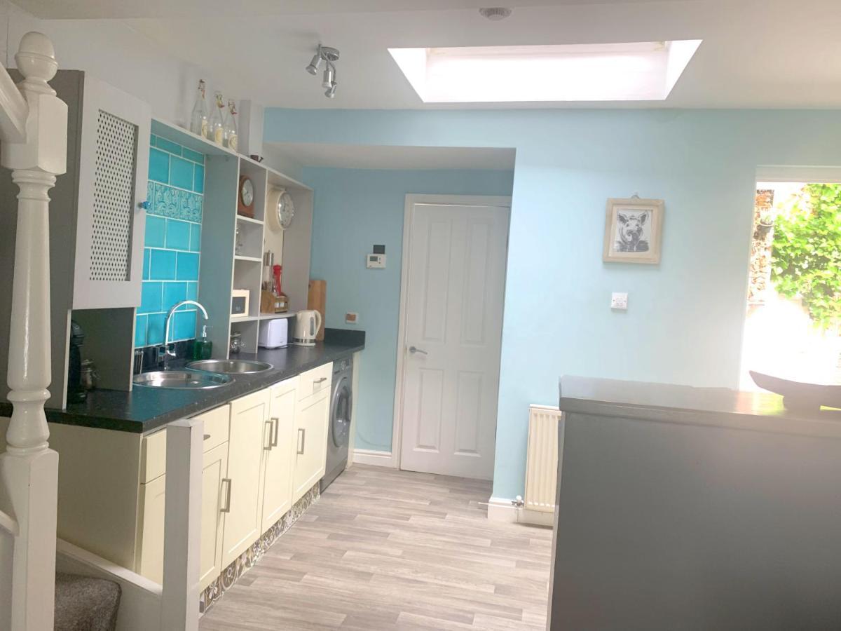 Stay In The Heart Of York At The Hampden - Free Parking - York Holiday Home Екстер'єр фото