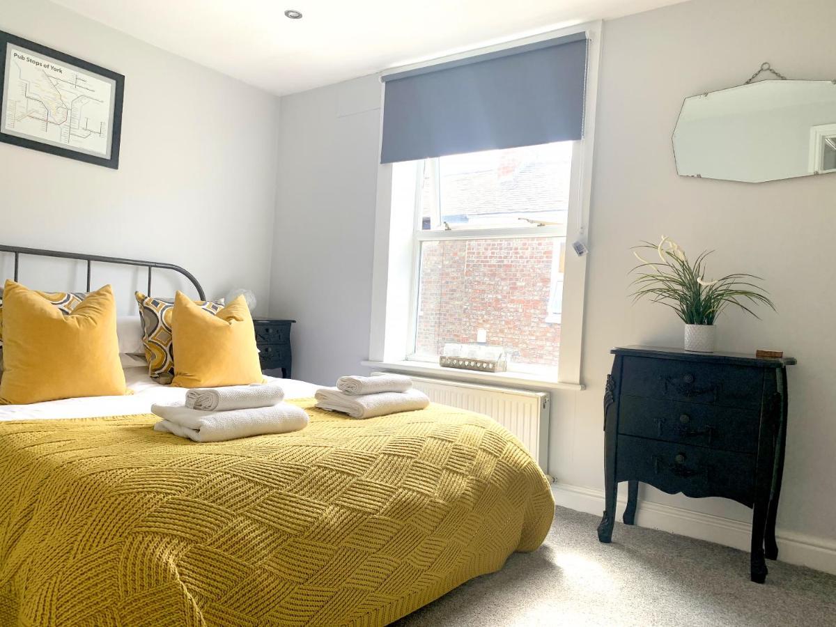 Stay In The Heart Of York At The Hampden - Free Parking - York Holiday Home Екстер'єр фото